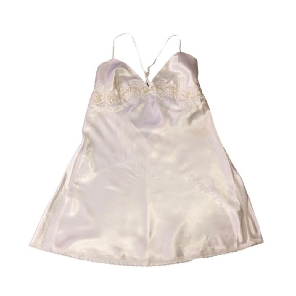 VICTORIA’S SECRET Ivory Satin Embroidered Lace Baby Doll Slip Y2K Sz M
